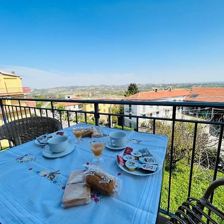 Casa Vacanze Con Vista Panoramica Frassinello Eksteriør bilde