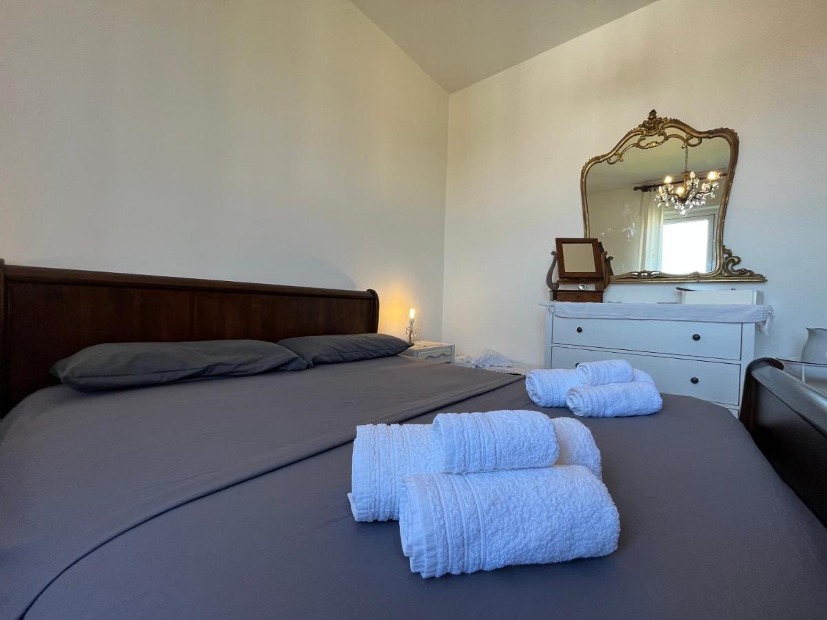 Casa Vacanze Con Vista Panoramica Frassinello Eksteriør bilde